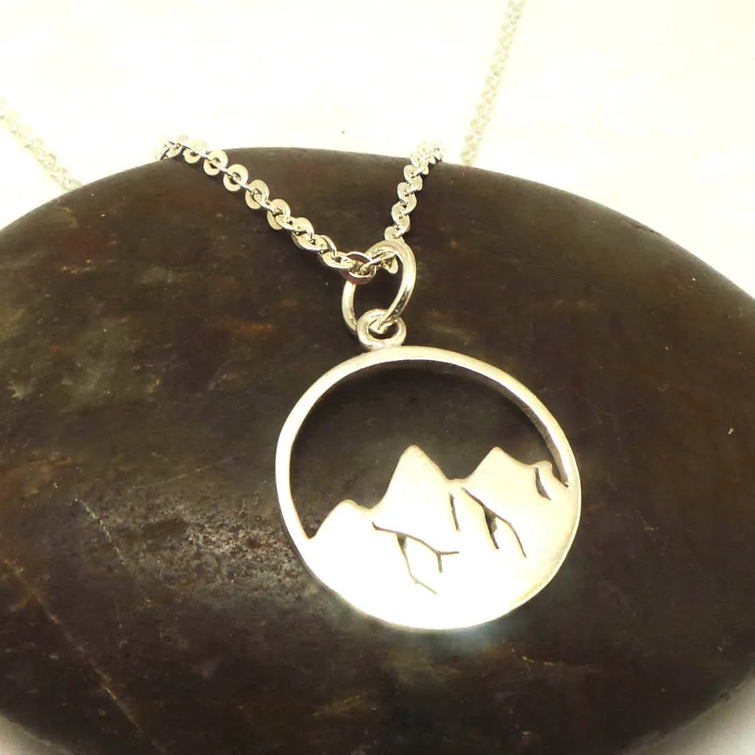 925 Sterling Silver Mountain Necklace