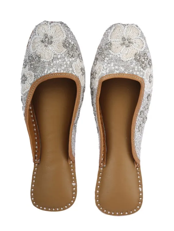 Aura - Silver Sequins Embellished Silk & Leather Juttis