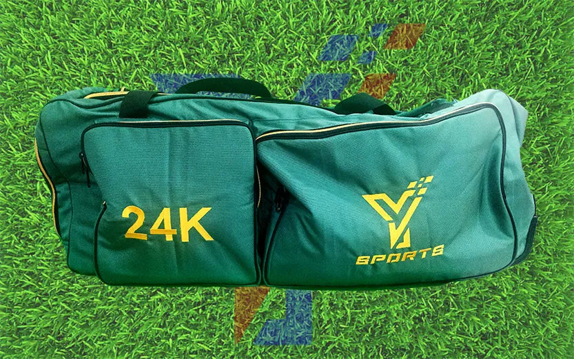 Cricket Accessories : Cricket Kit Bag with Wheels