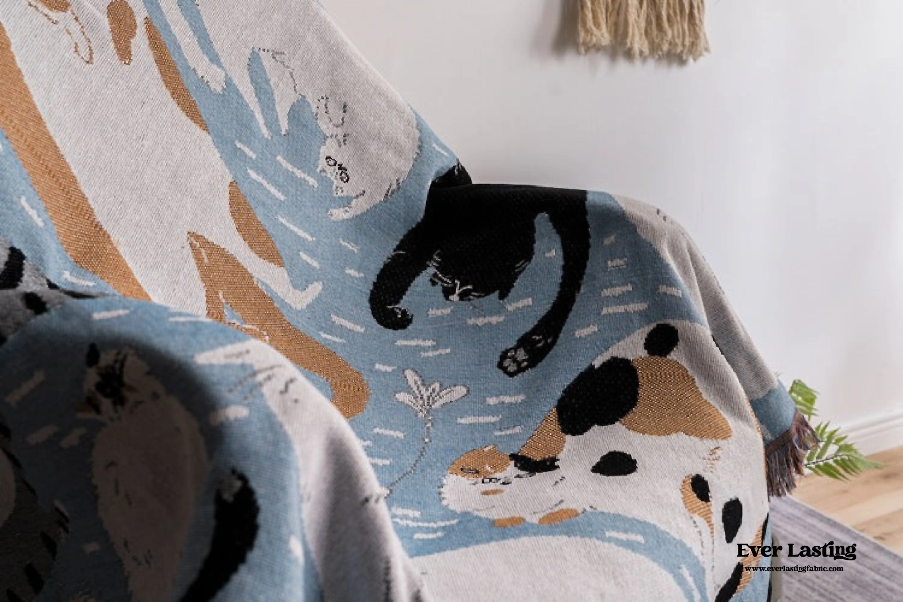 DUO Reversible Cotton Cozy Cat Blanket / Winter Blue Edition